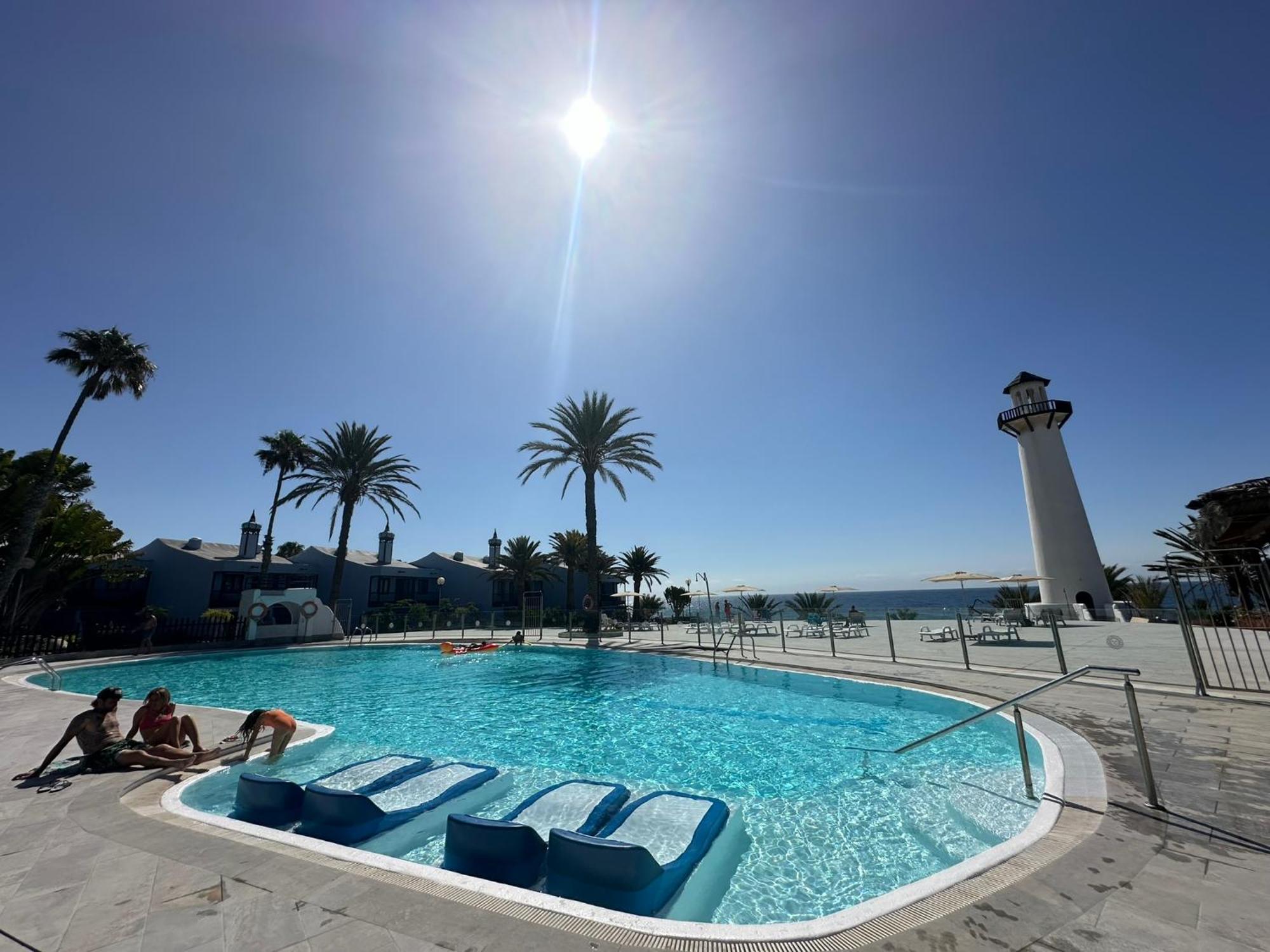 First Beachline Deluxe With Garden And Terrasse In Sun Club San Bartolomé Luaran gambar